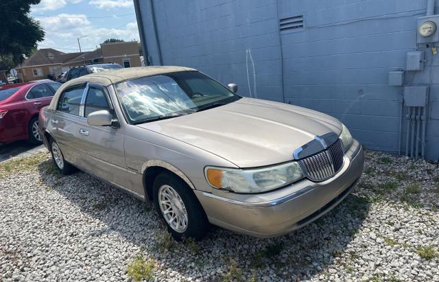 Lincoln Towncar (1999)