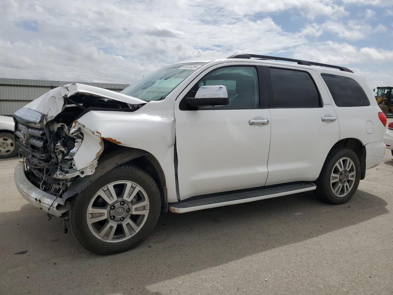 Toyota Sequoia (2016)