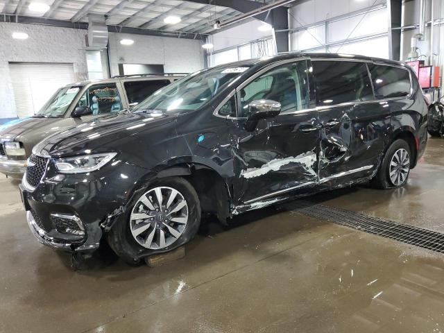 Chrysler Pacifica (2023)
