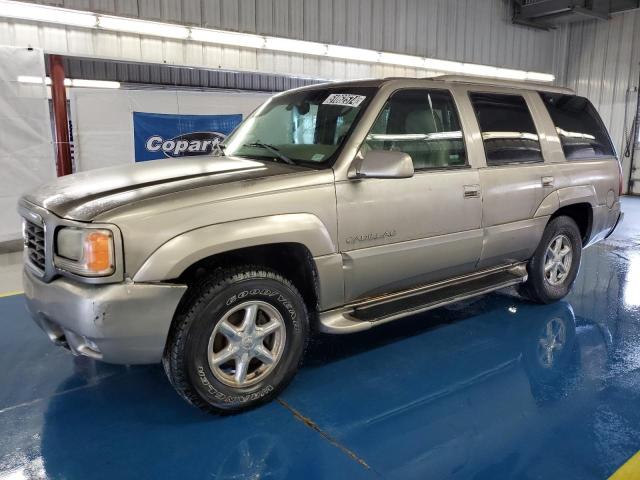 Cadillac Escalade (2000)