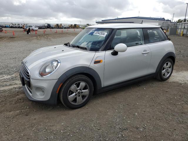 Mini Cooper (2017)