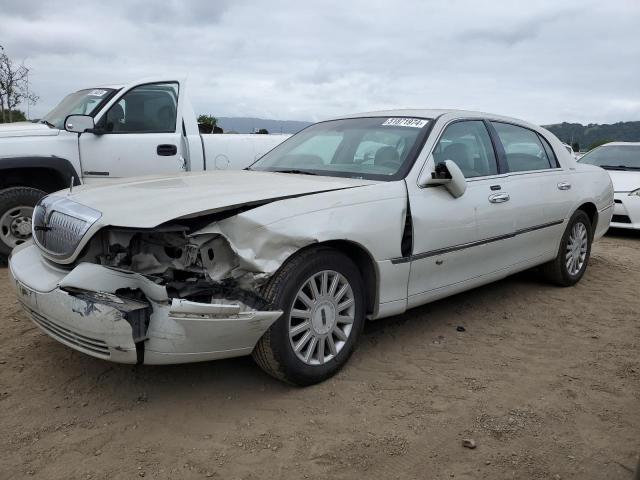 Lincoln Towncar (2005)