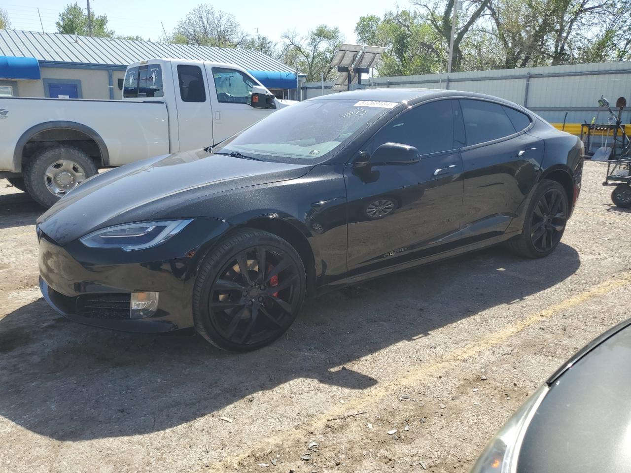 Tesla Model s (2018)