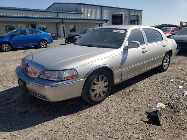 Lincoln Towncar (2003)
