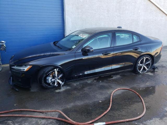 Volvo S60 plus (2023)
