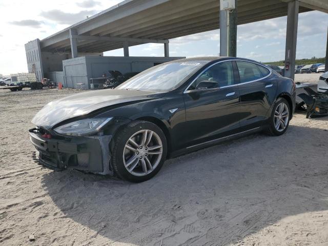 Tesla Model s (2015)