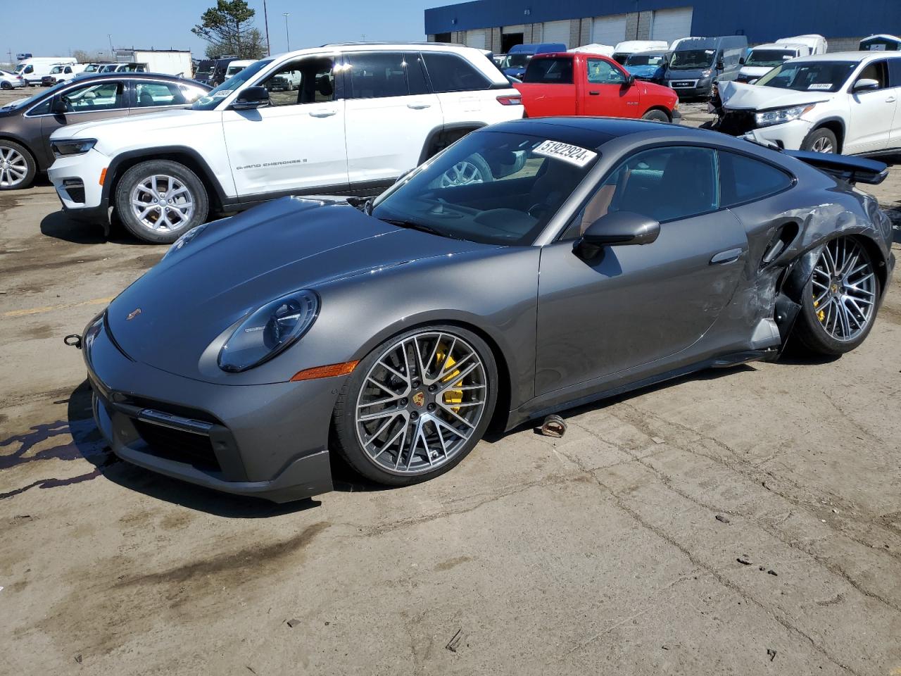Porsche 911 (2023)
