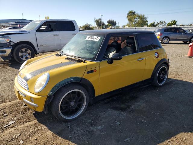 Mini Cooper (2003)
