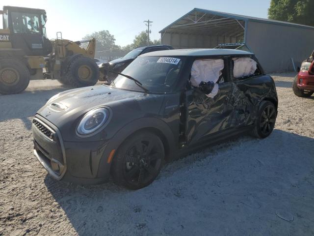 Mini Cooper (2023)