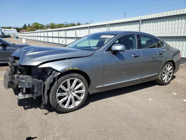 Volvo S90 (2017)