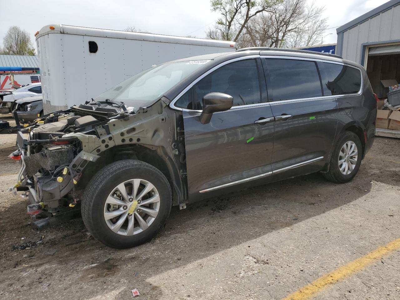 Chrysler Pacifica (2017)