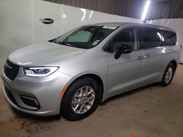 Chrysler Pacifica (2024)