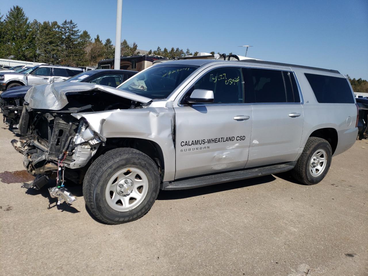 Chevrolet Suburban (2015)