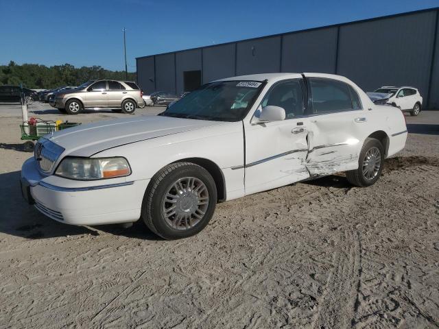 Lincoln Towncar (2009)