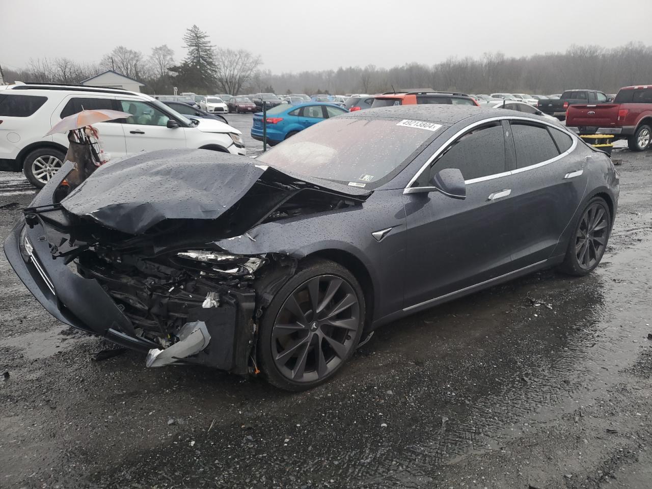 Tesla Model s (2019)