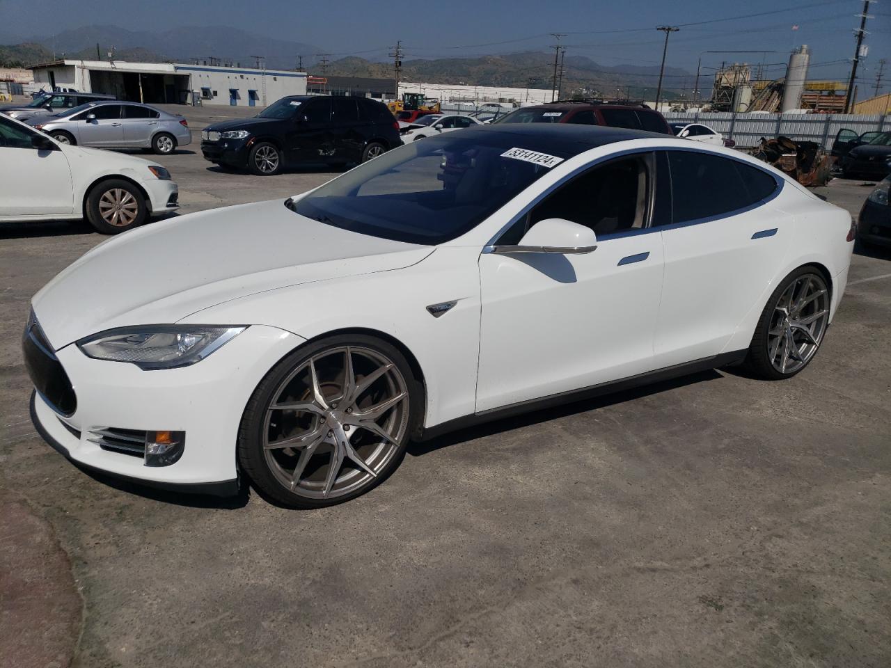 Tesla Model s (2013)