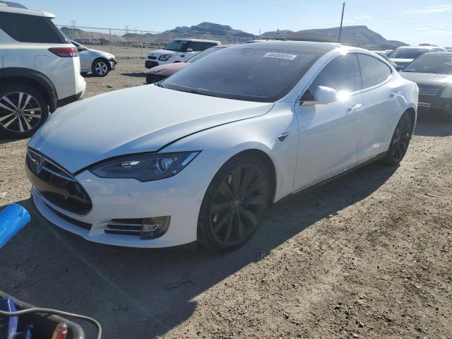 Tesla Model s (2015)