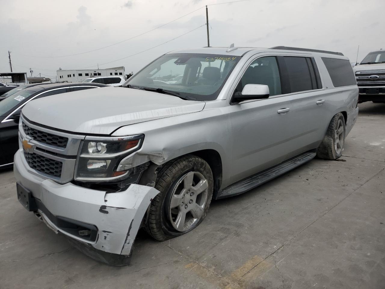 Chevrolet Suburban (2016)