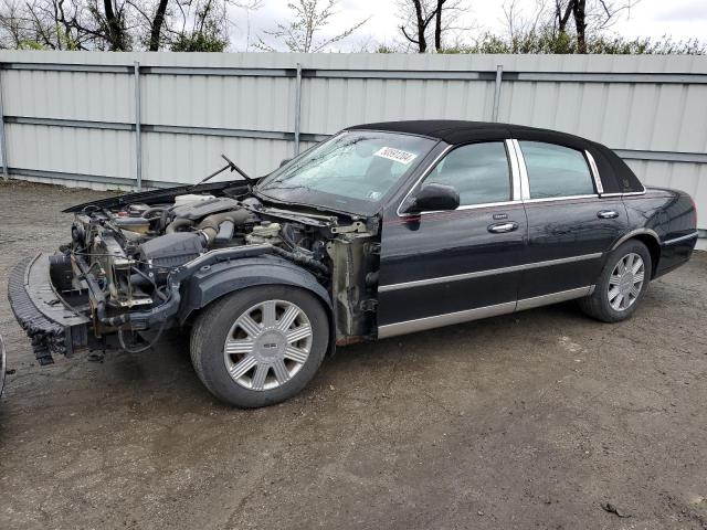 Lincoln Towncar (2004)