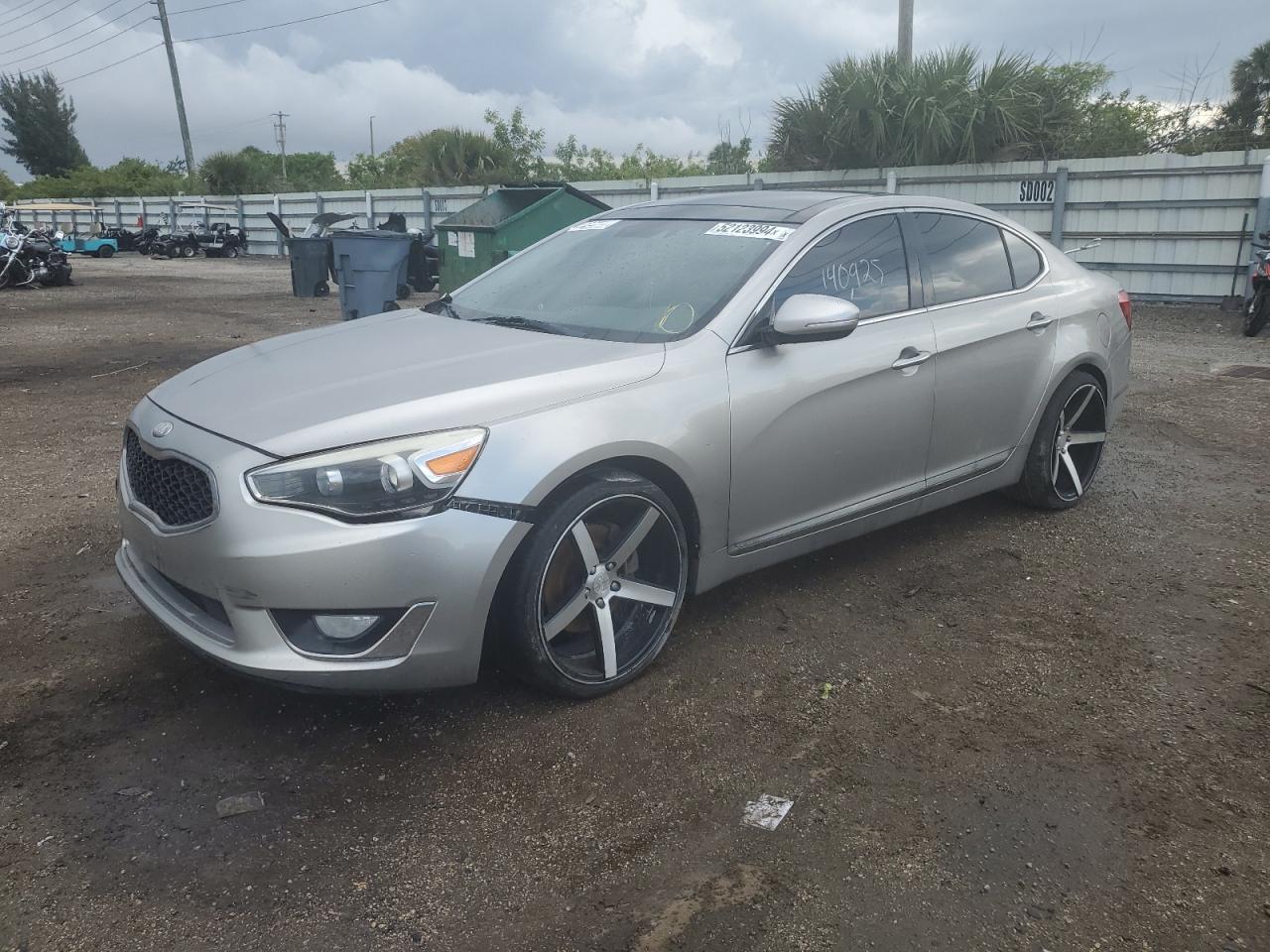 Kia Cadenza (2014)