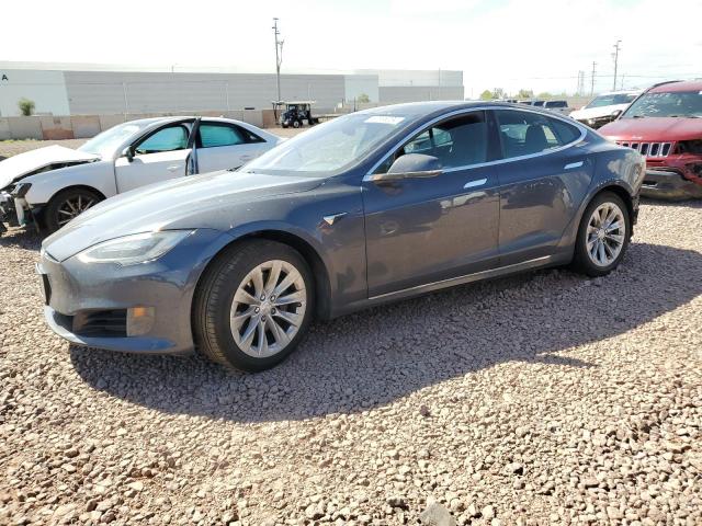 Tesla Model s (2017)