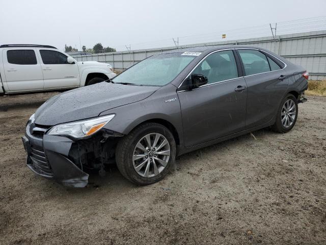 Toyota Camry hybrid (2016)