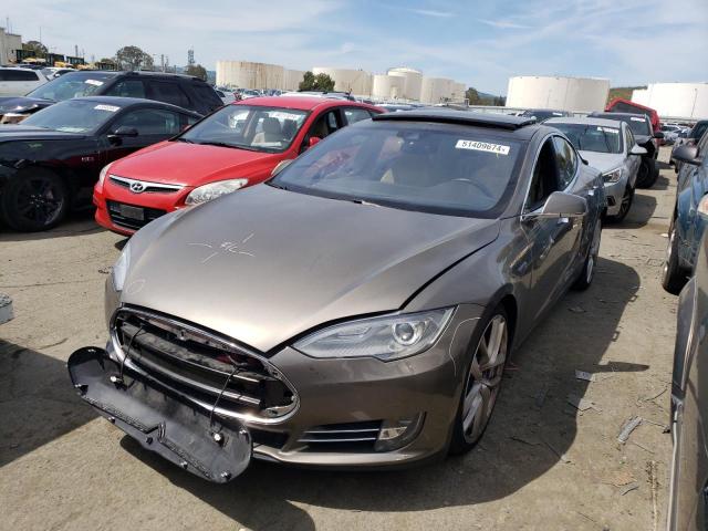 Tesla Model s (2015)