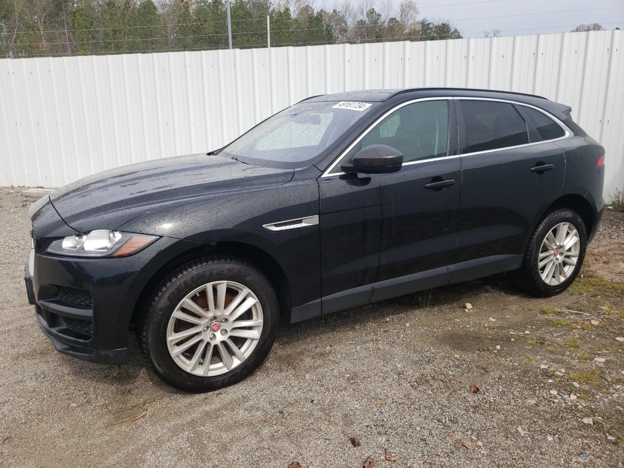 Jaguar F-pace (2017)