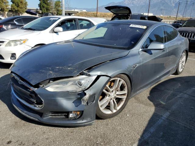 Tesla Model s (2013)