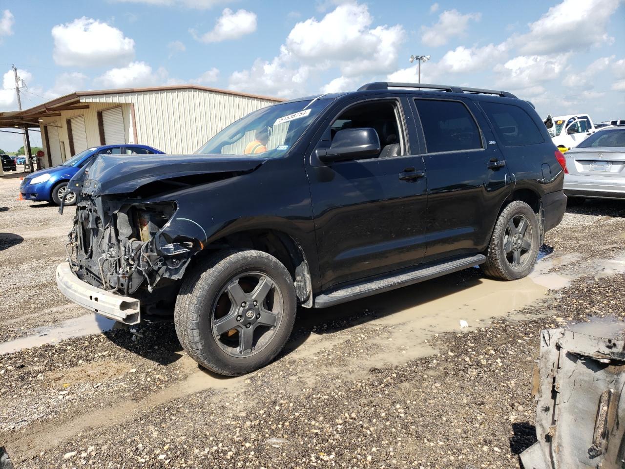 Toyota Sequoia (2016)