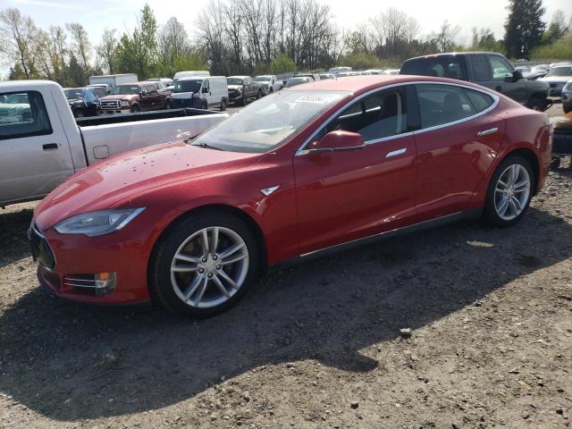 Tesla Model s (2015)