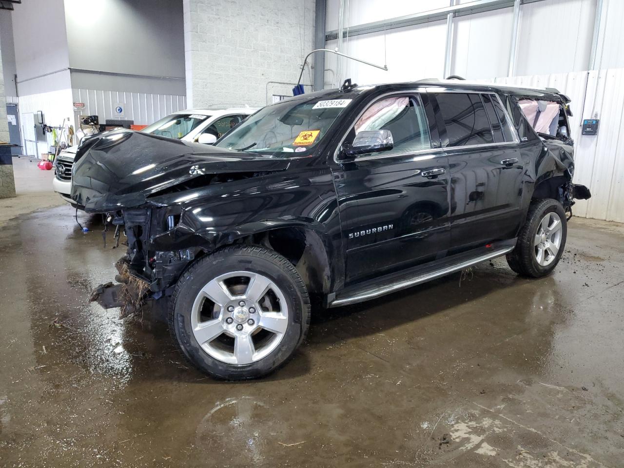 Chevrolet Suburban (2016)