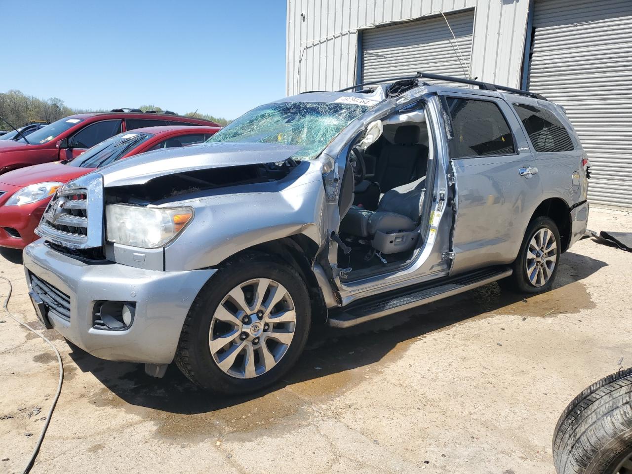 Toyota Sequoia (2013)