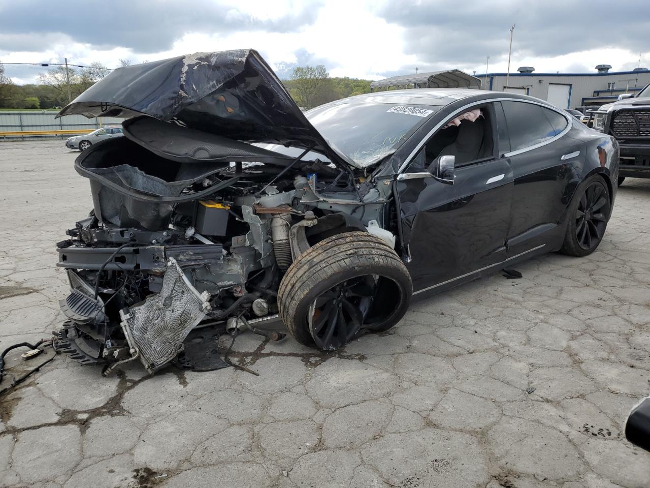 Tesla Model s (2016)