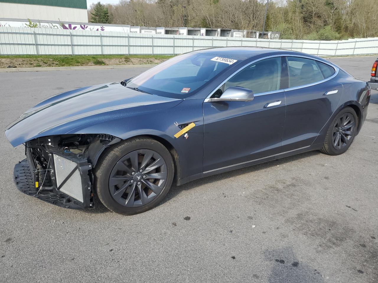 Tesla Model s (2019)