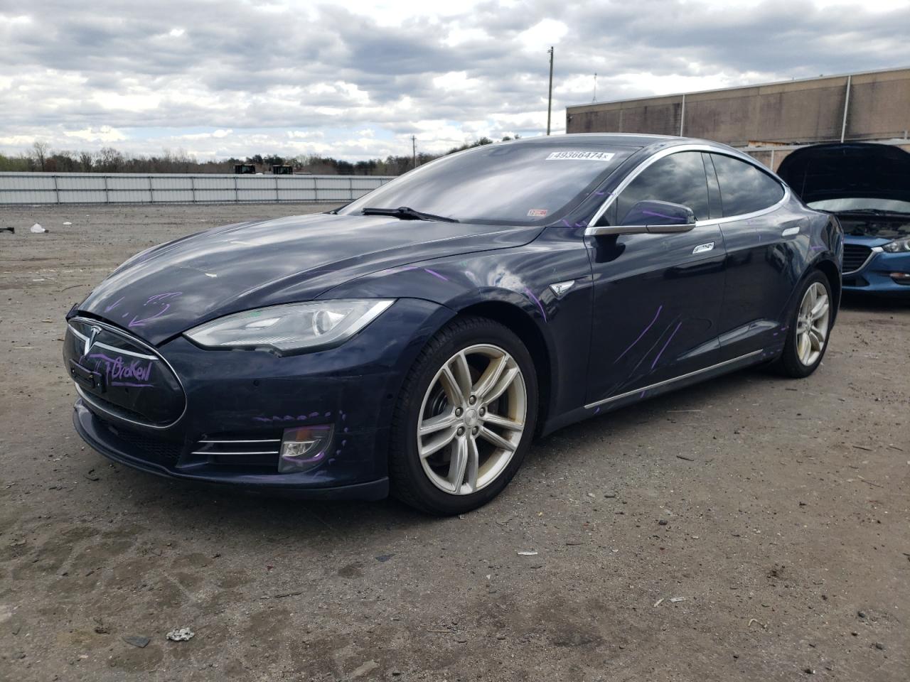 Tesla Model s (2014)