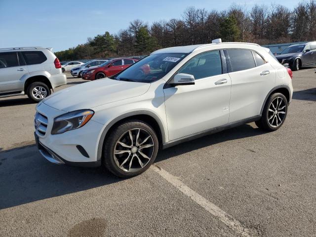 Mercedes-benz Gla-class (2016)