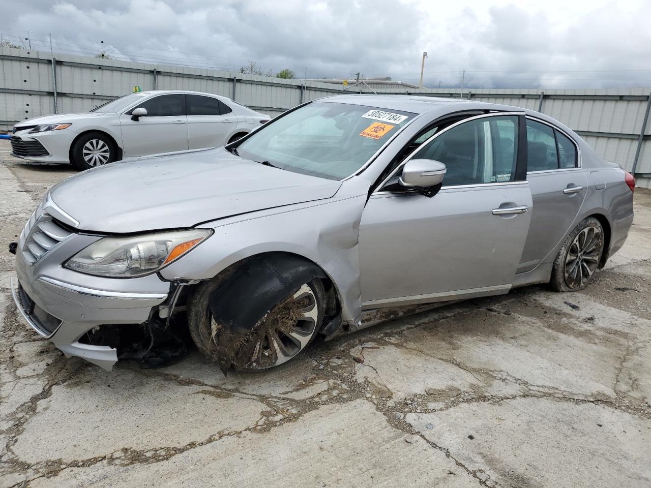 Hyundai Genesis (2013)