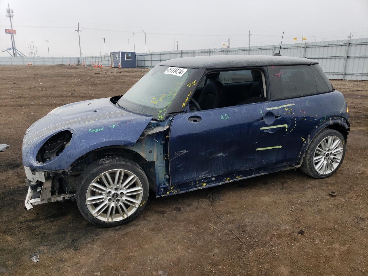Mini Cooper (2015)