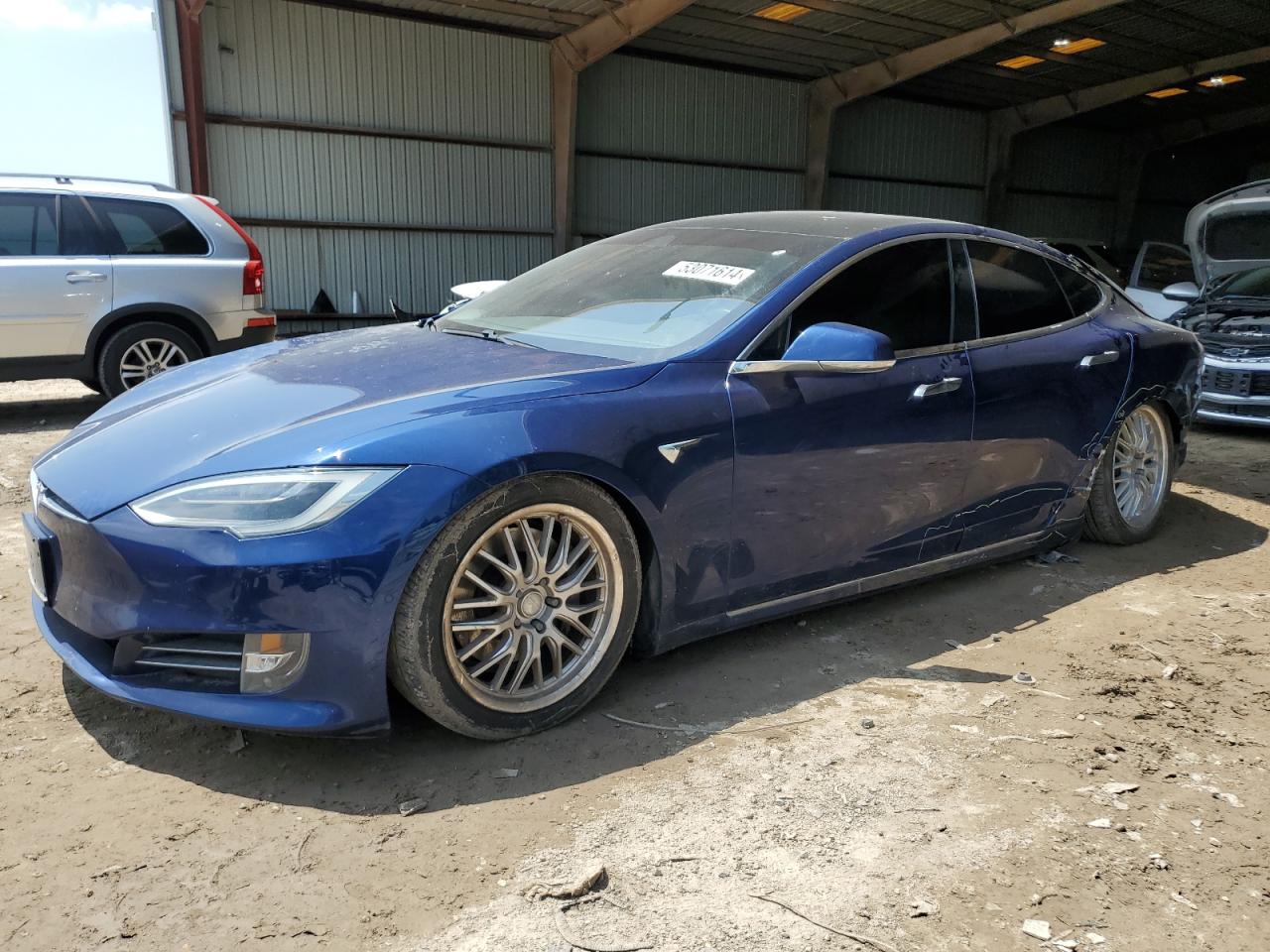 Tesla Model s (2017)