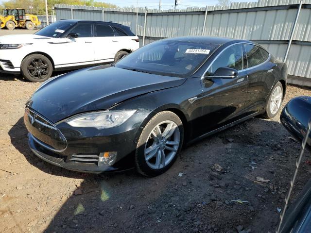 Tesla Model s (2015)