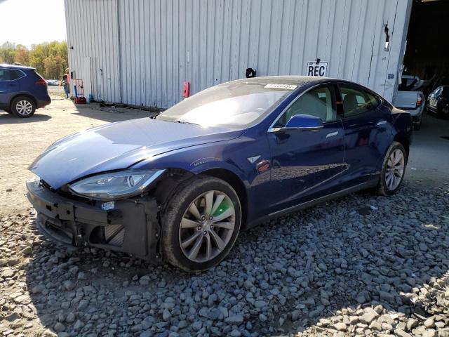 Tesla Model s (2015)