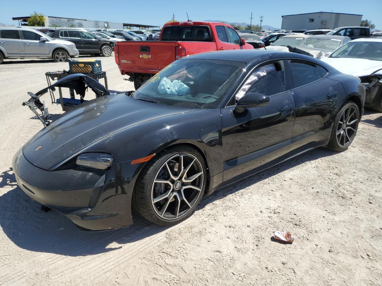 Porsche Taycan (2023)