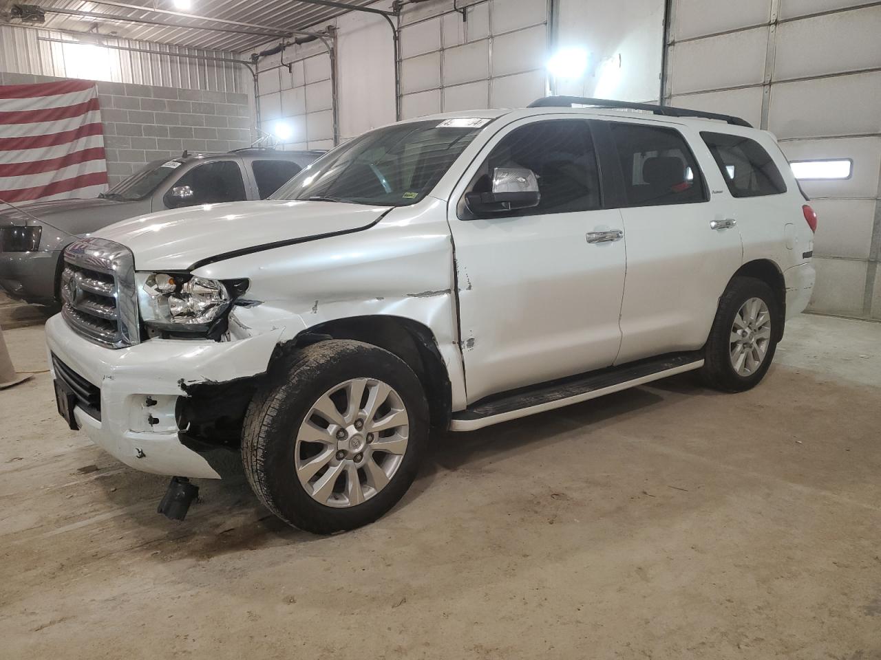 Toyota Sequoia (2011)