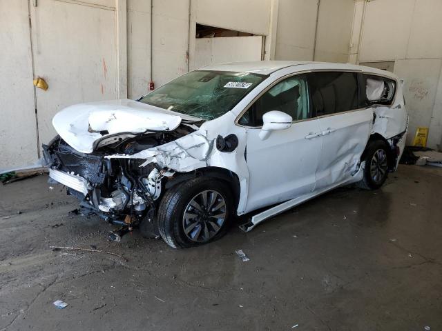 Chrysler Pacifica (2022)