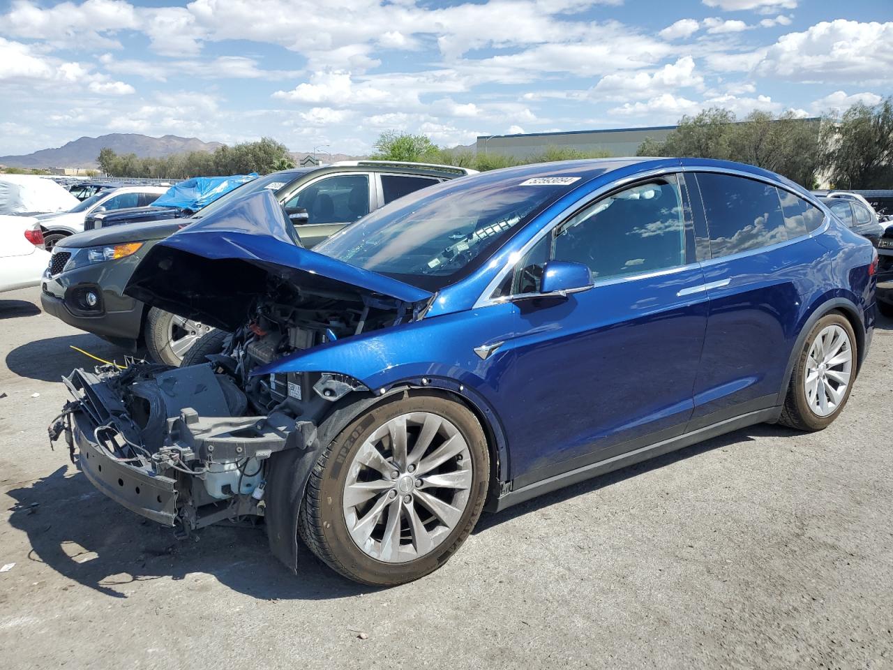 Tesla Model x (2017)