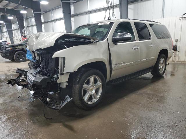 Chevrolet Suburban (2014)