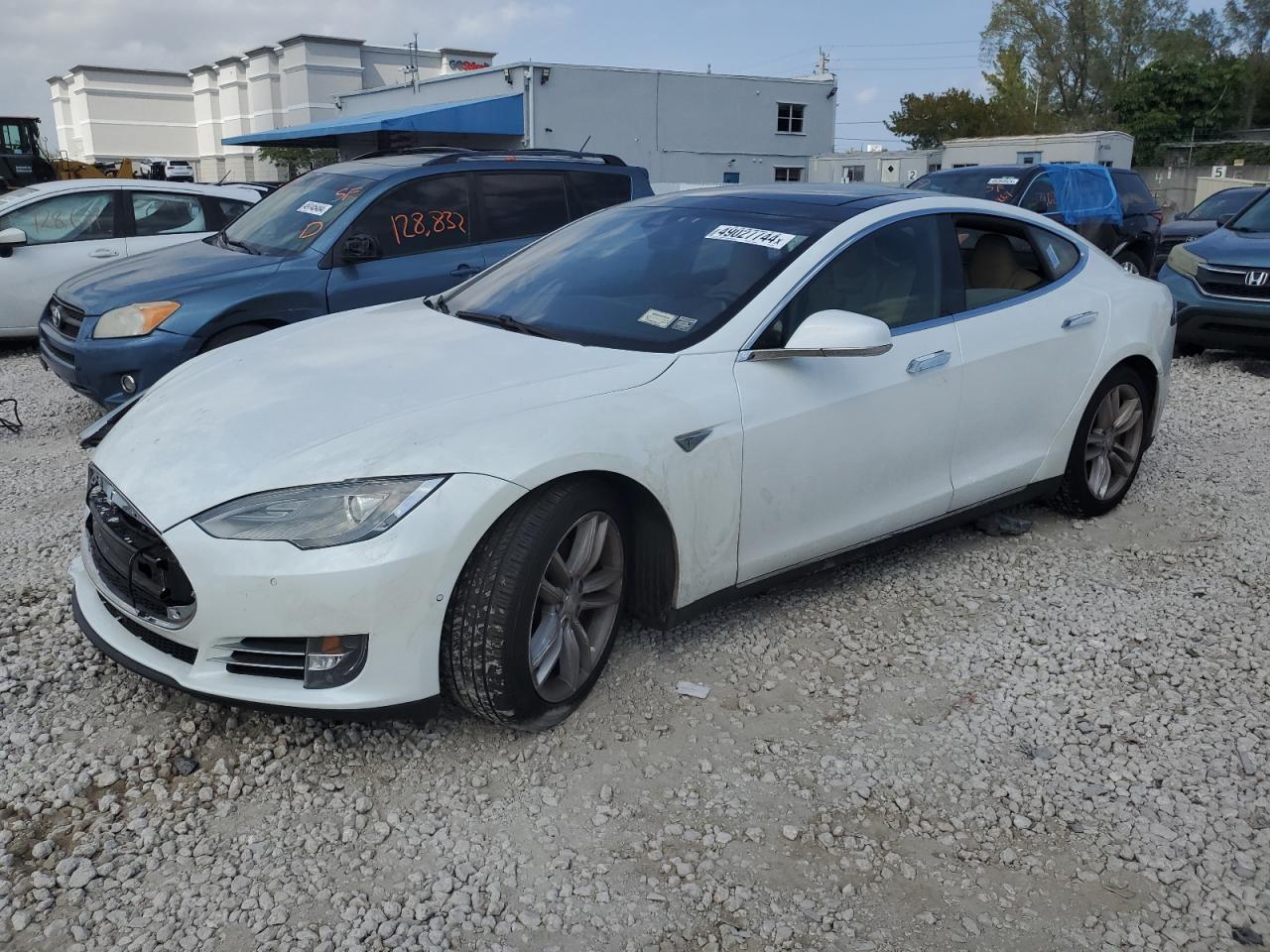Tesla Model s (2015)