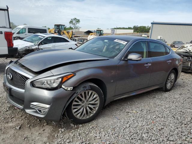Infiniti Q70 (2015)