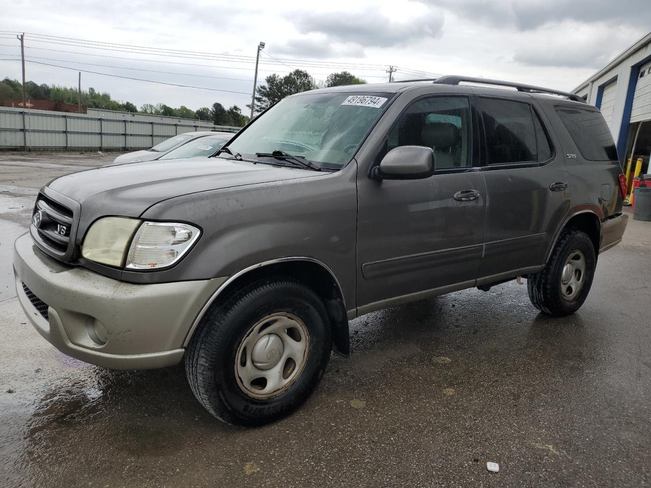 Toyota Sequoia (2004)
